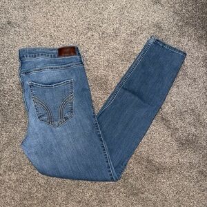 Hollister Mid-Rise Super Skinny Jeans